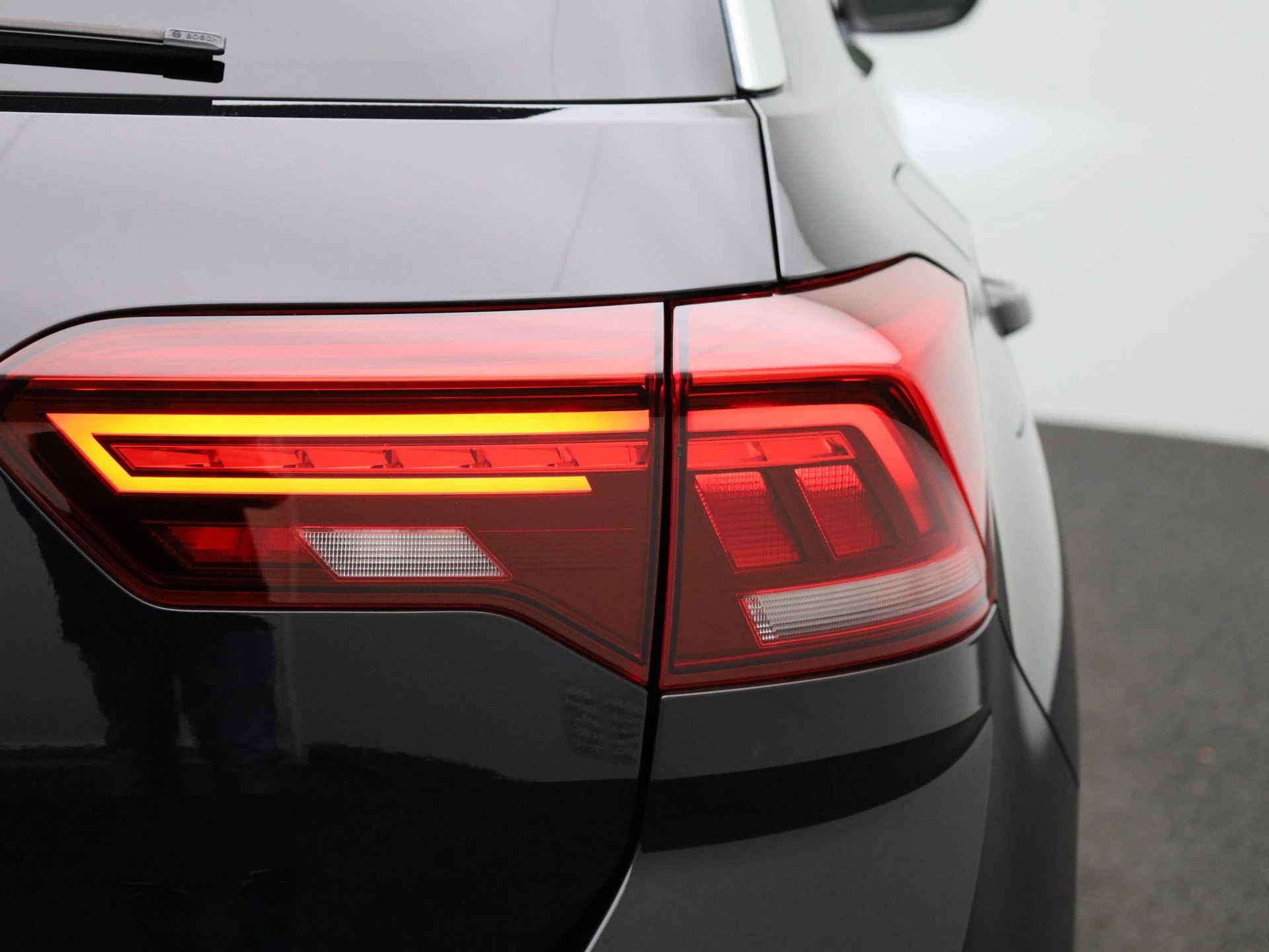 Volkswagen-T-Roc-image-33