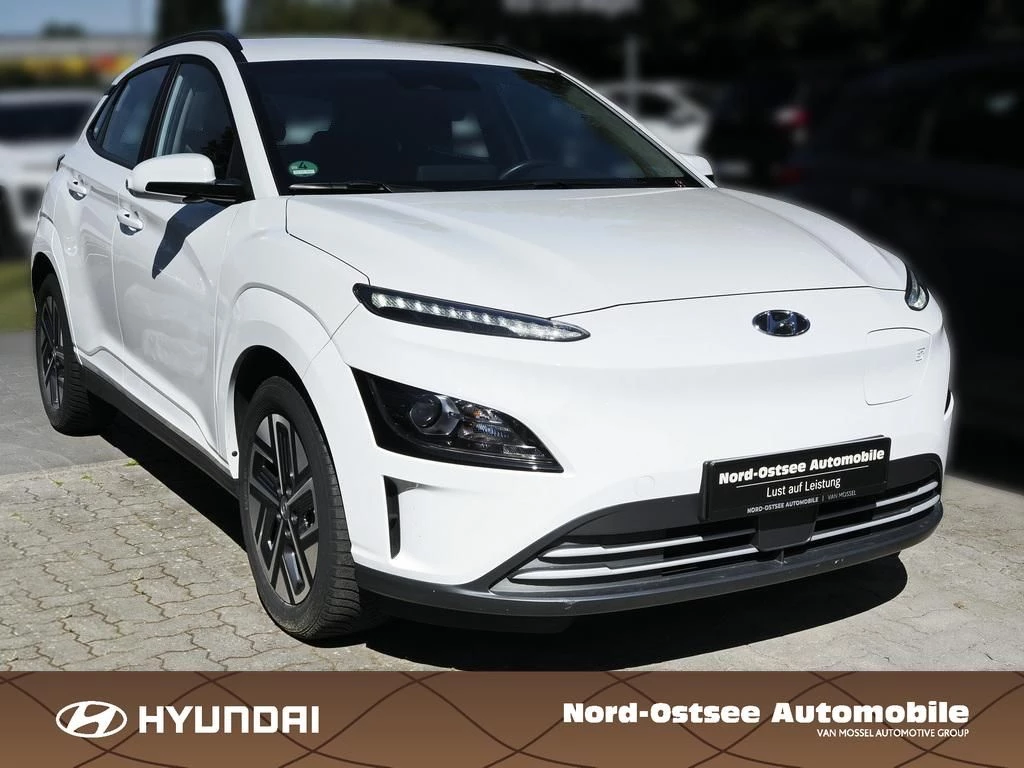 Hyundai Kona SELECT ELEKTRO 2WD SHZ LHZ KAMERA PDC KLIMA