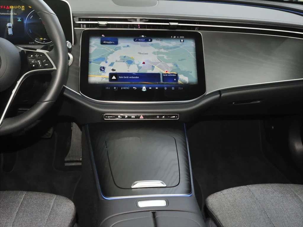 Mercedes-Benz-E-Klasse 300-image-10