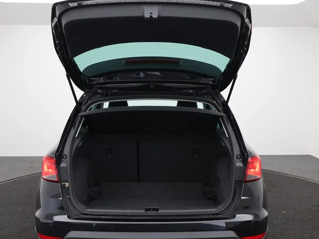 SEAT-Arona-image-12