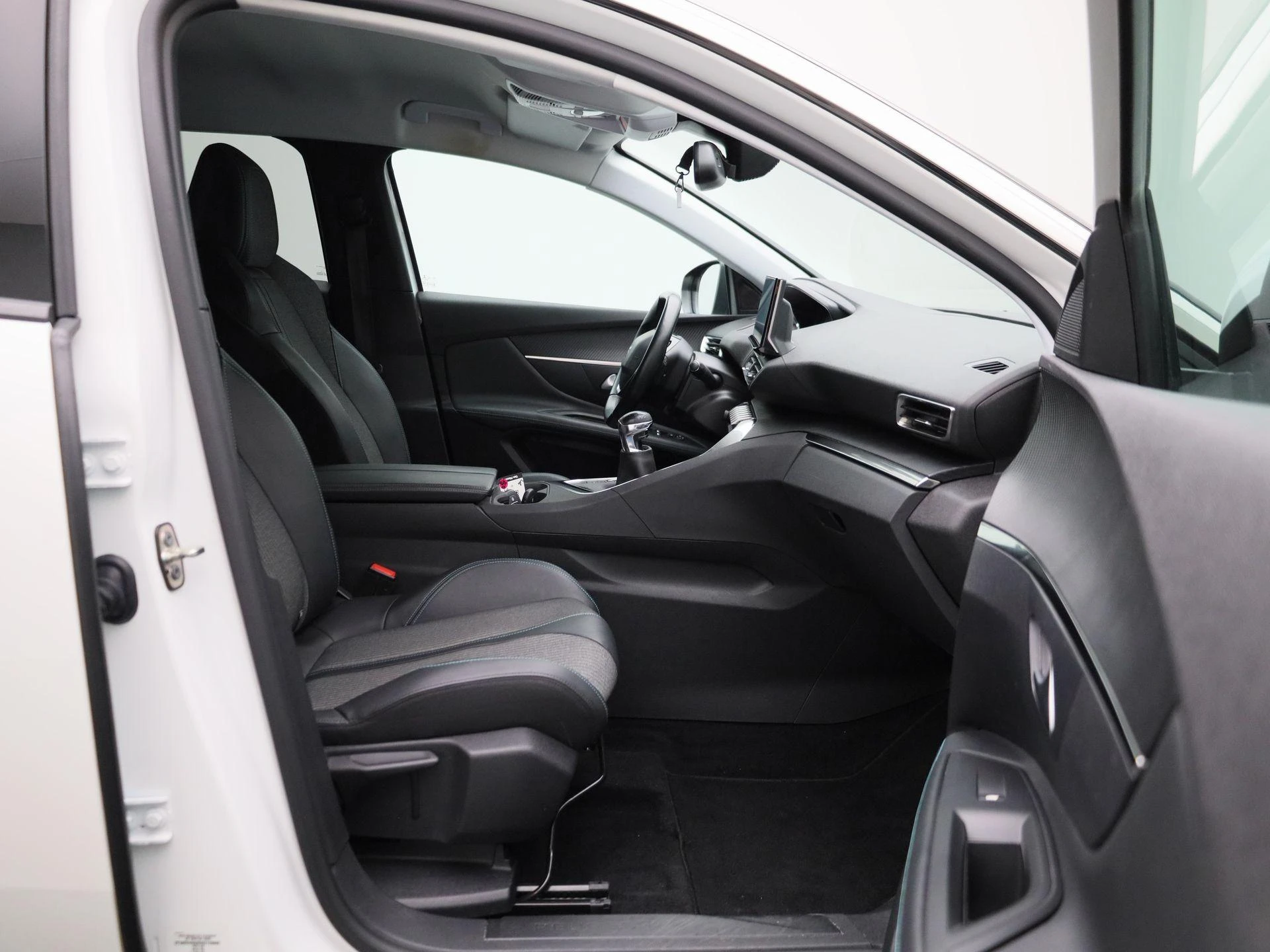Peugeot-3008-image-32