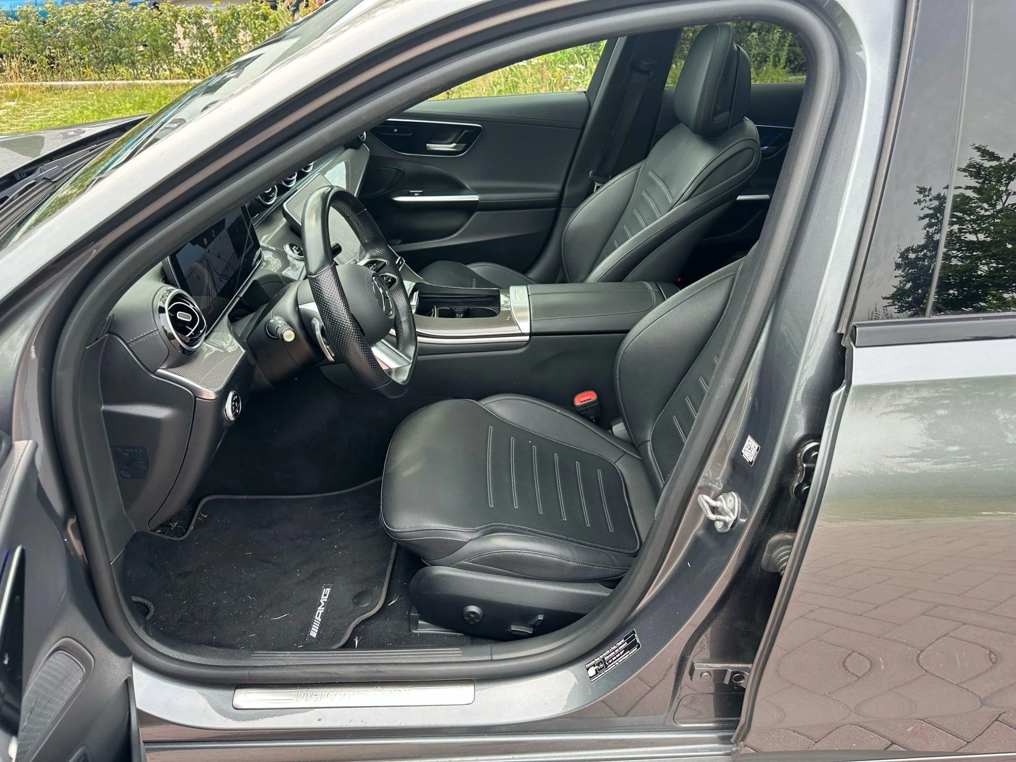Mercedes-Benz-C-Klasse-image-9