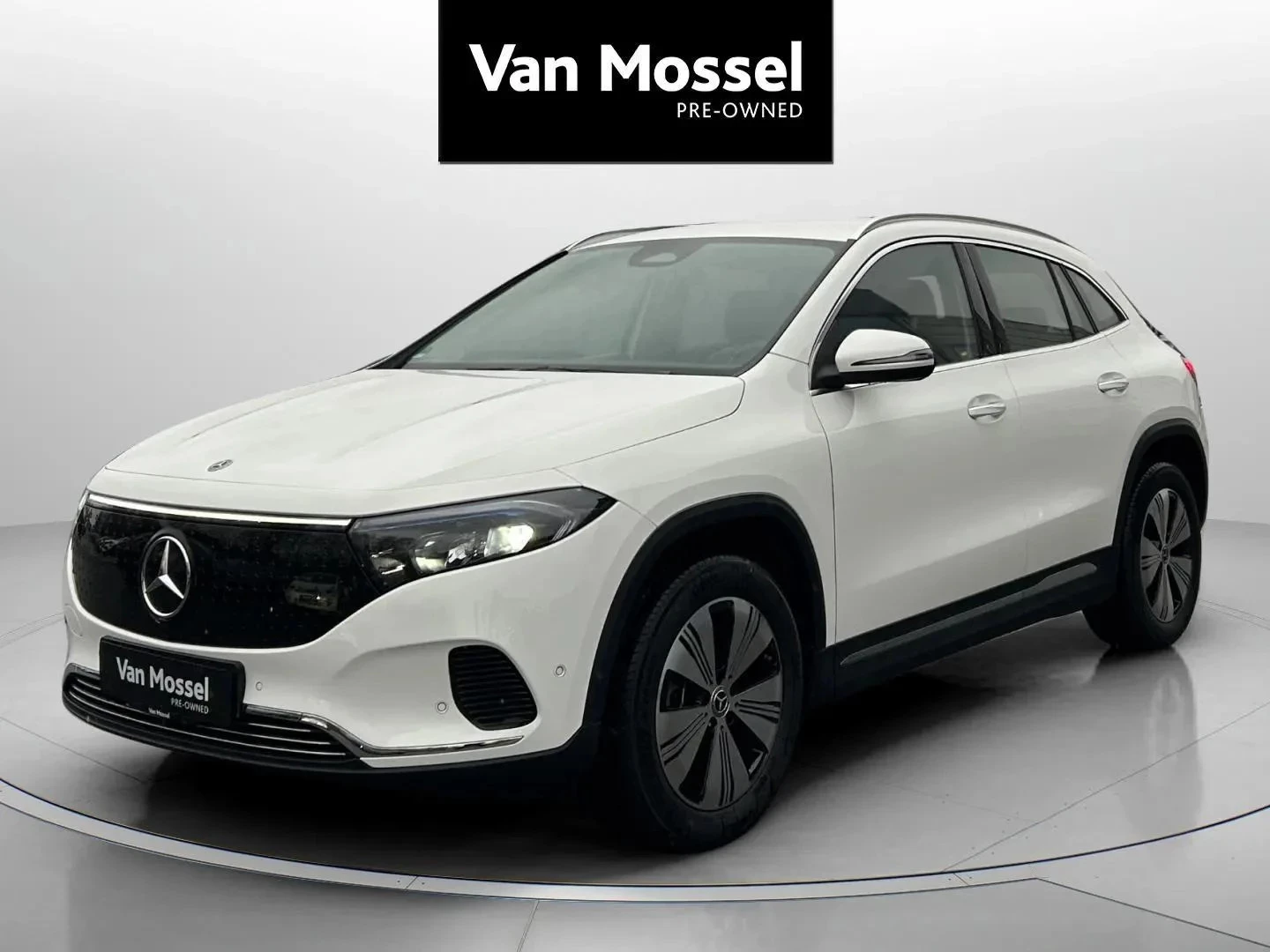 Mercedes-Benz-EQA-image-0