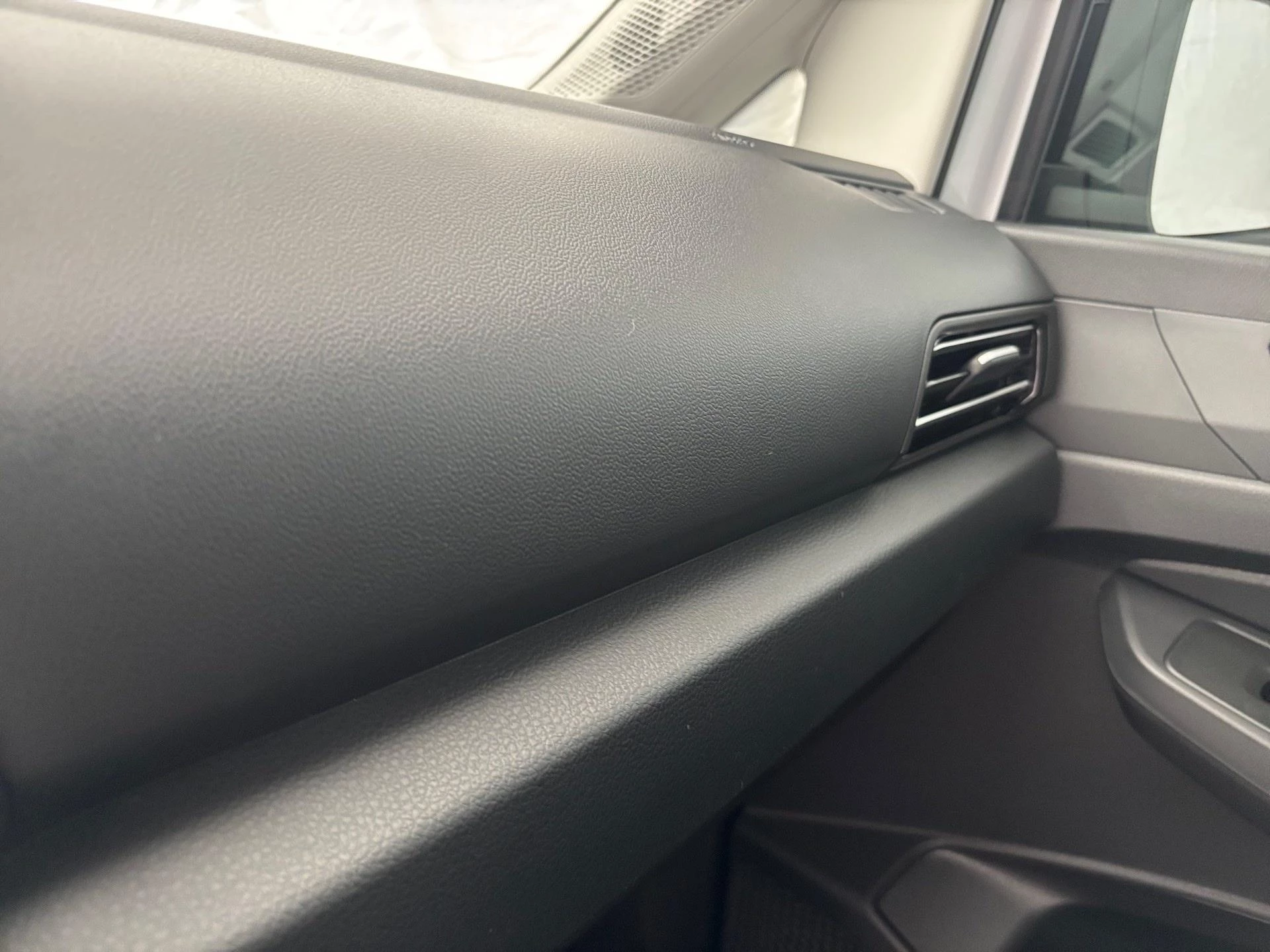 Ford-Transit Connect-image-10