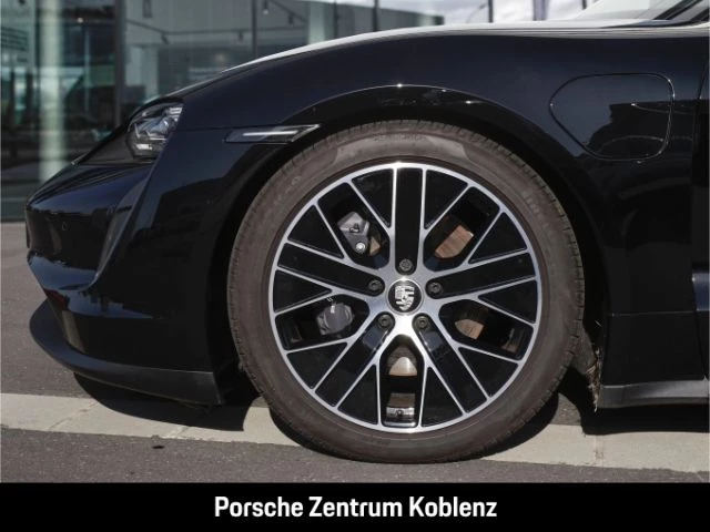Porsche Taycan Sport Turismo s
