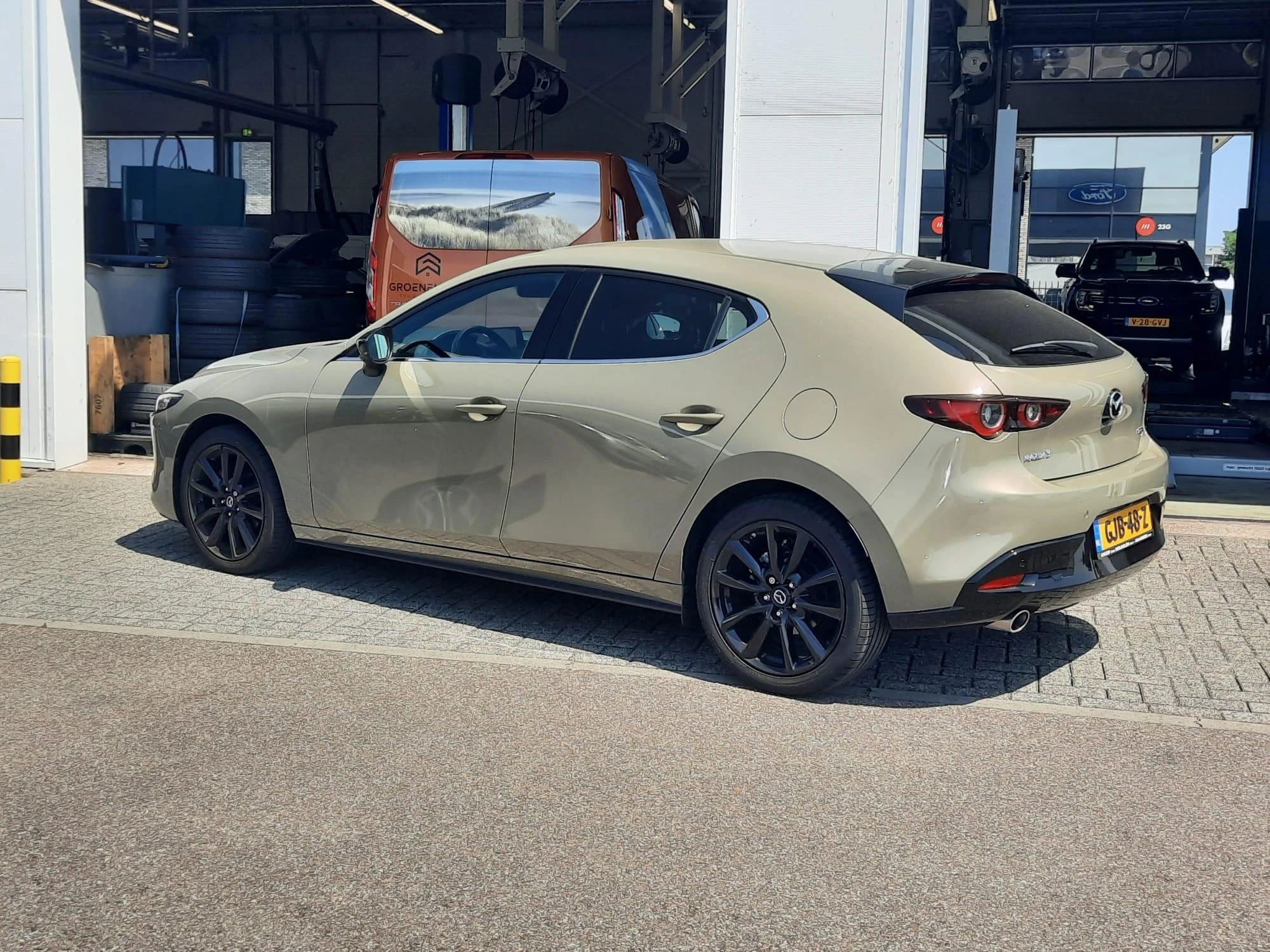 Mazda 3 2.0 e-SkyActiv-G M Hybrid 150 Nagisa