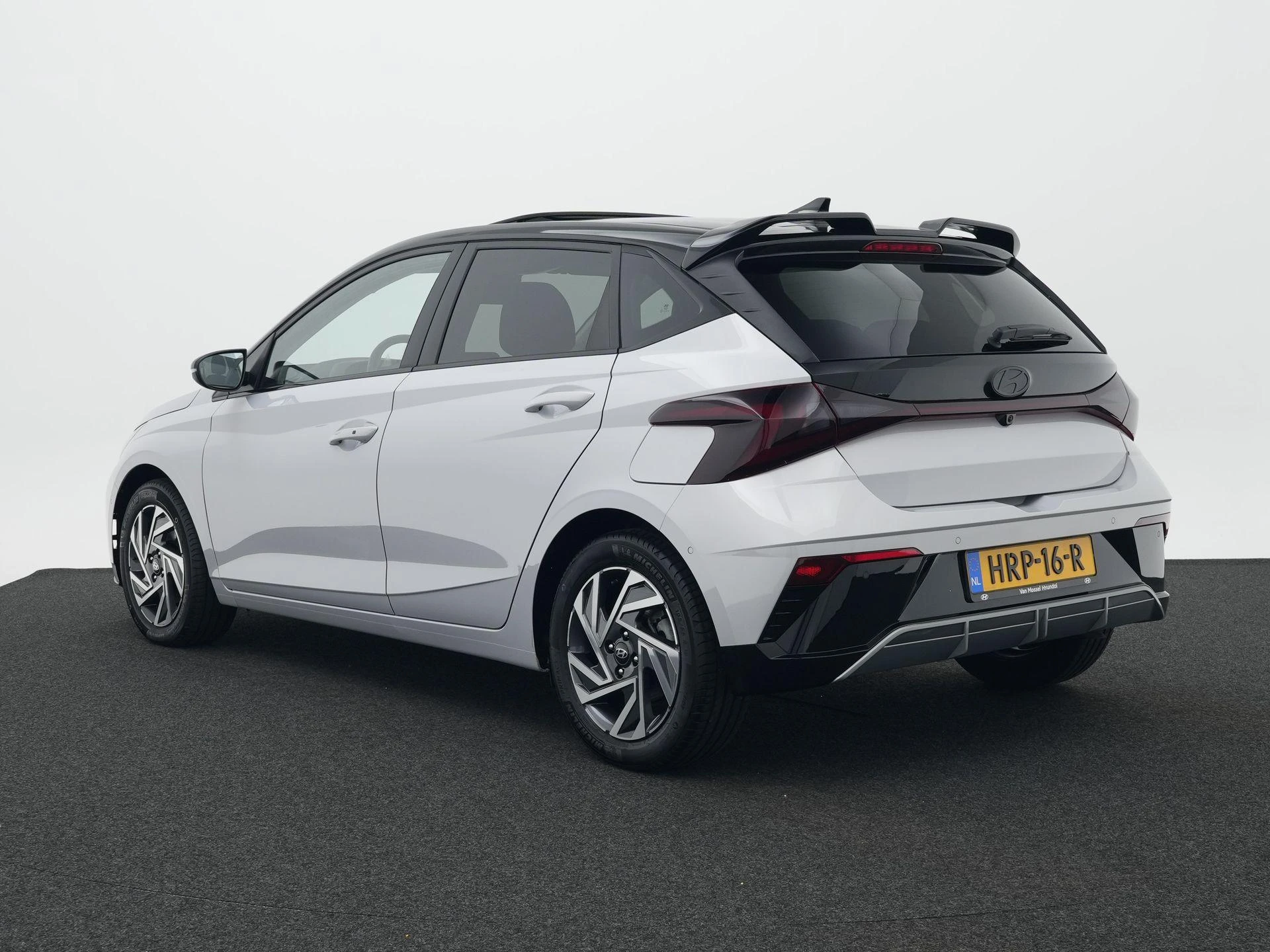 Hyundai-i20-image-1