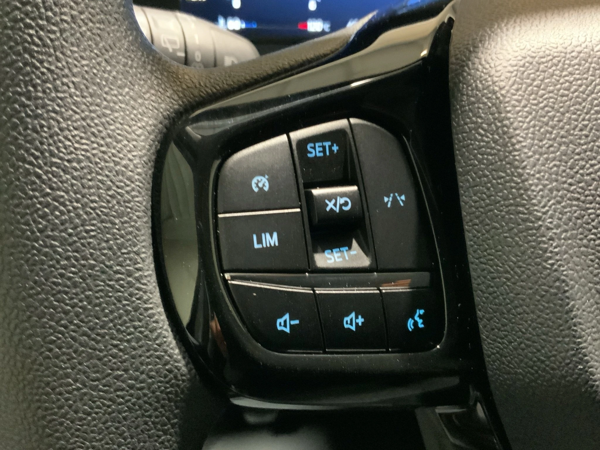 Ford-Transit Custom-image-19