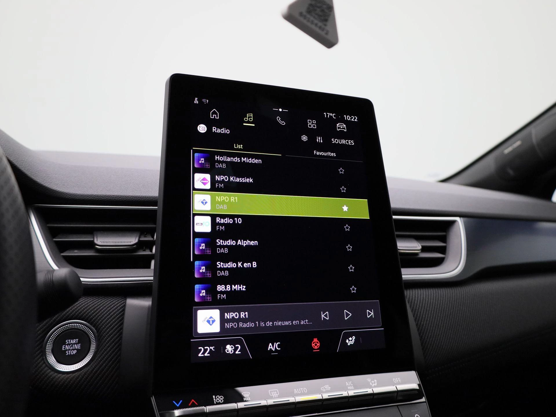 Renault-Captur-image-28