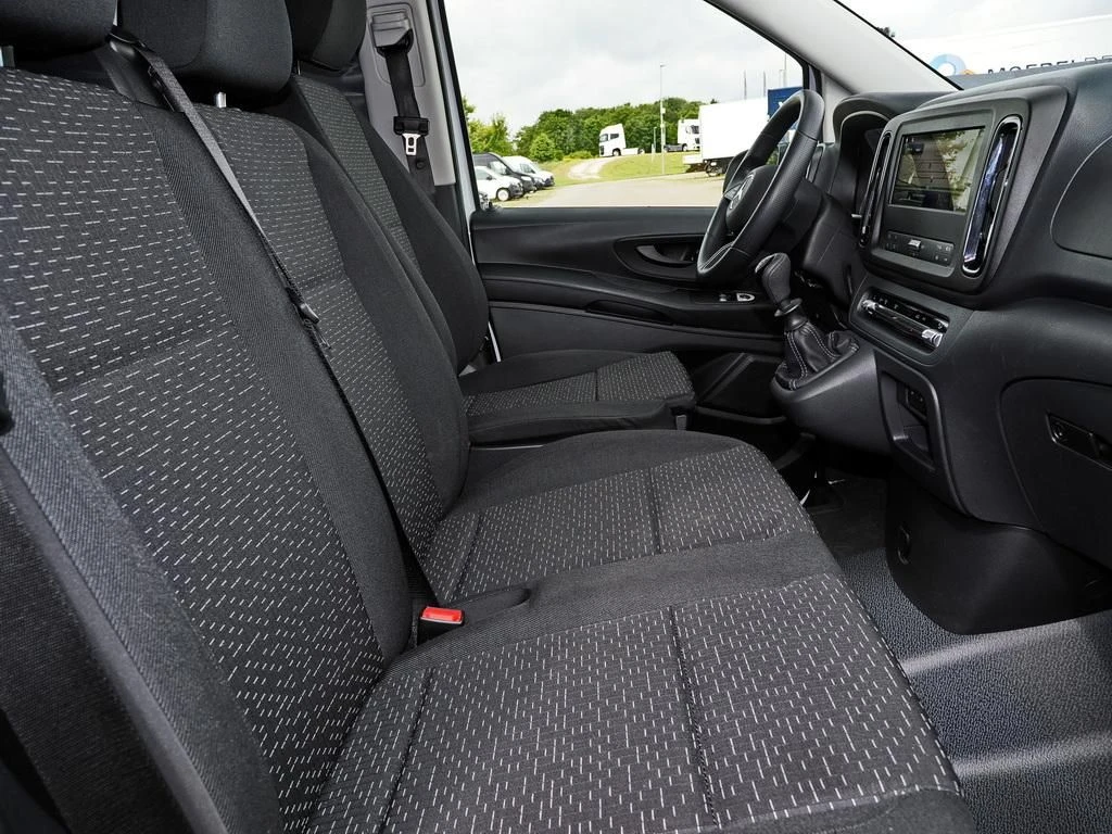 Mercedes-Benz-Vito 116-image-12