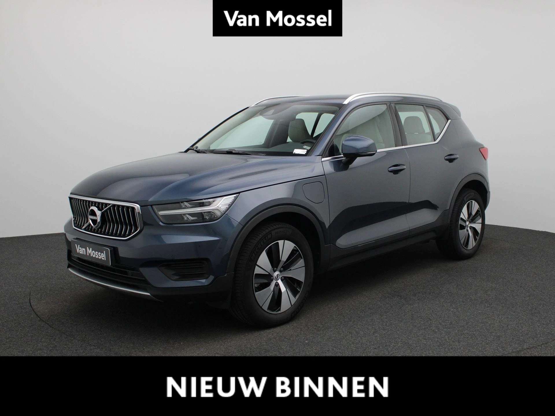 Volvo-XC40-image-0