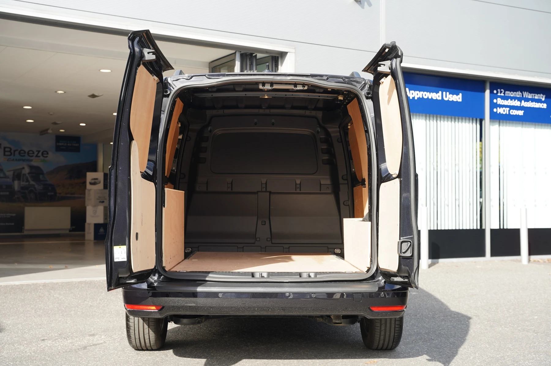 Volkswagen-Caddy-image-10