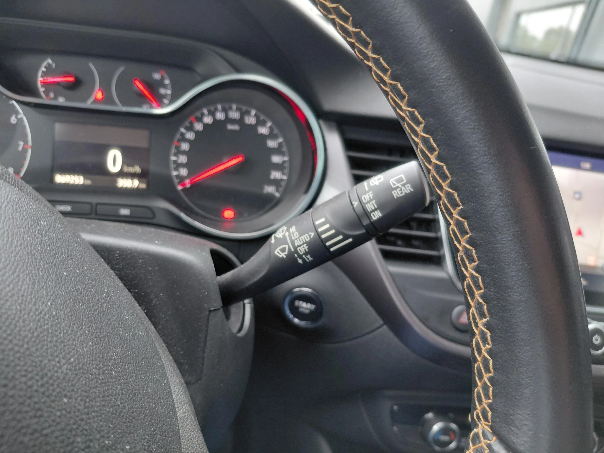 Opel-Crossland X-image-20