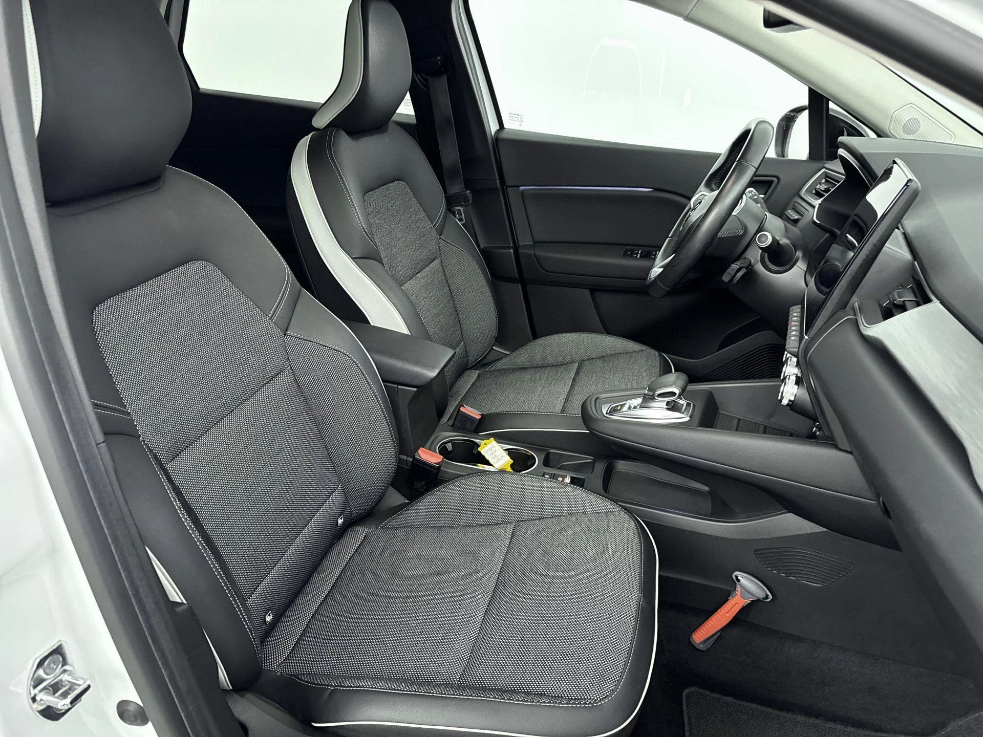 Renault-Captur-image-28