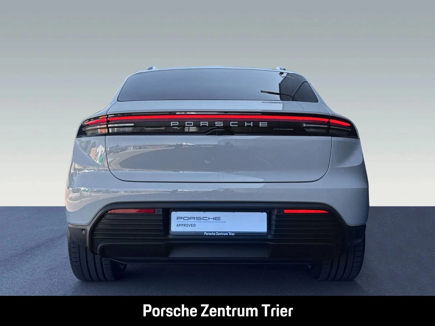 Porsche-Macan-image-6