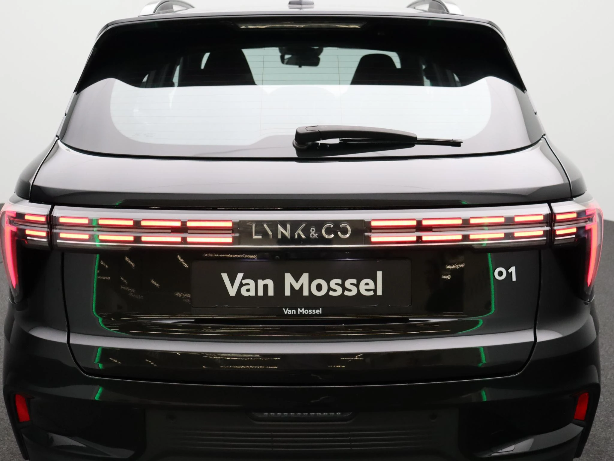 Lynk & Co-01-image-8
