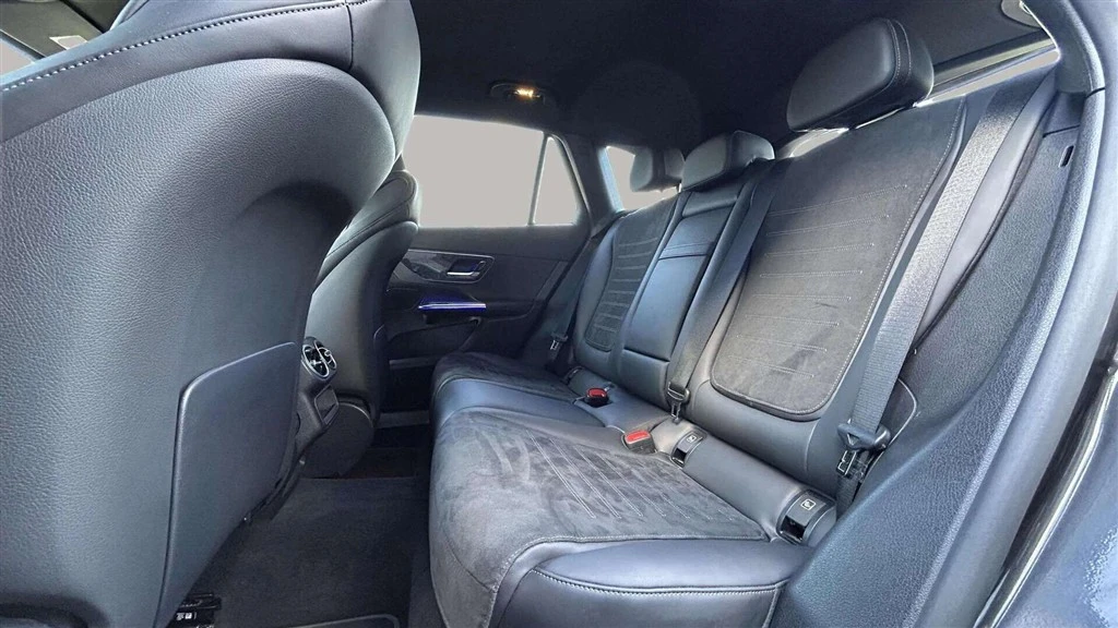 Mercedes-Benz-GLC-image-24