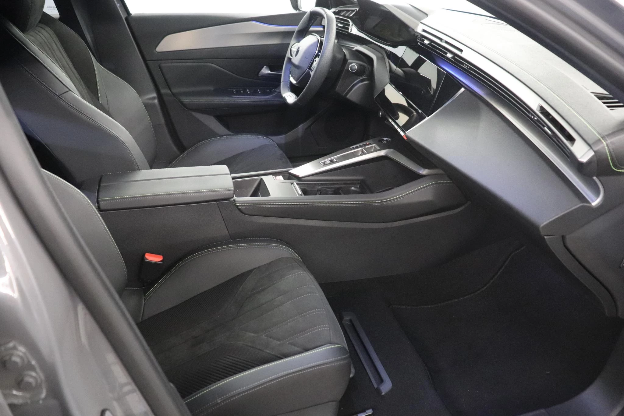 Peugeot e-308 e-308 156 GT