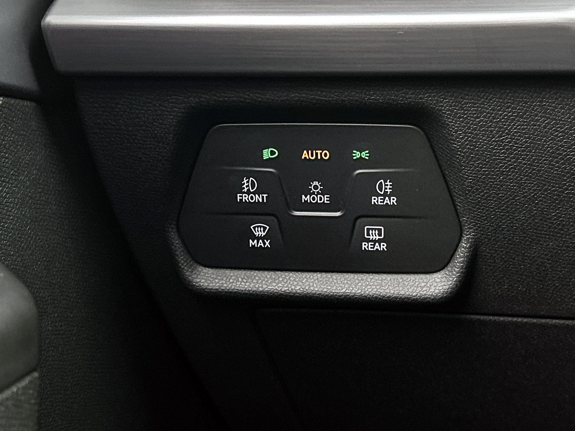 SEAT-Leon-image-17