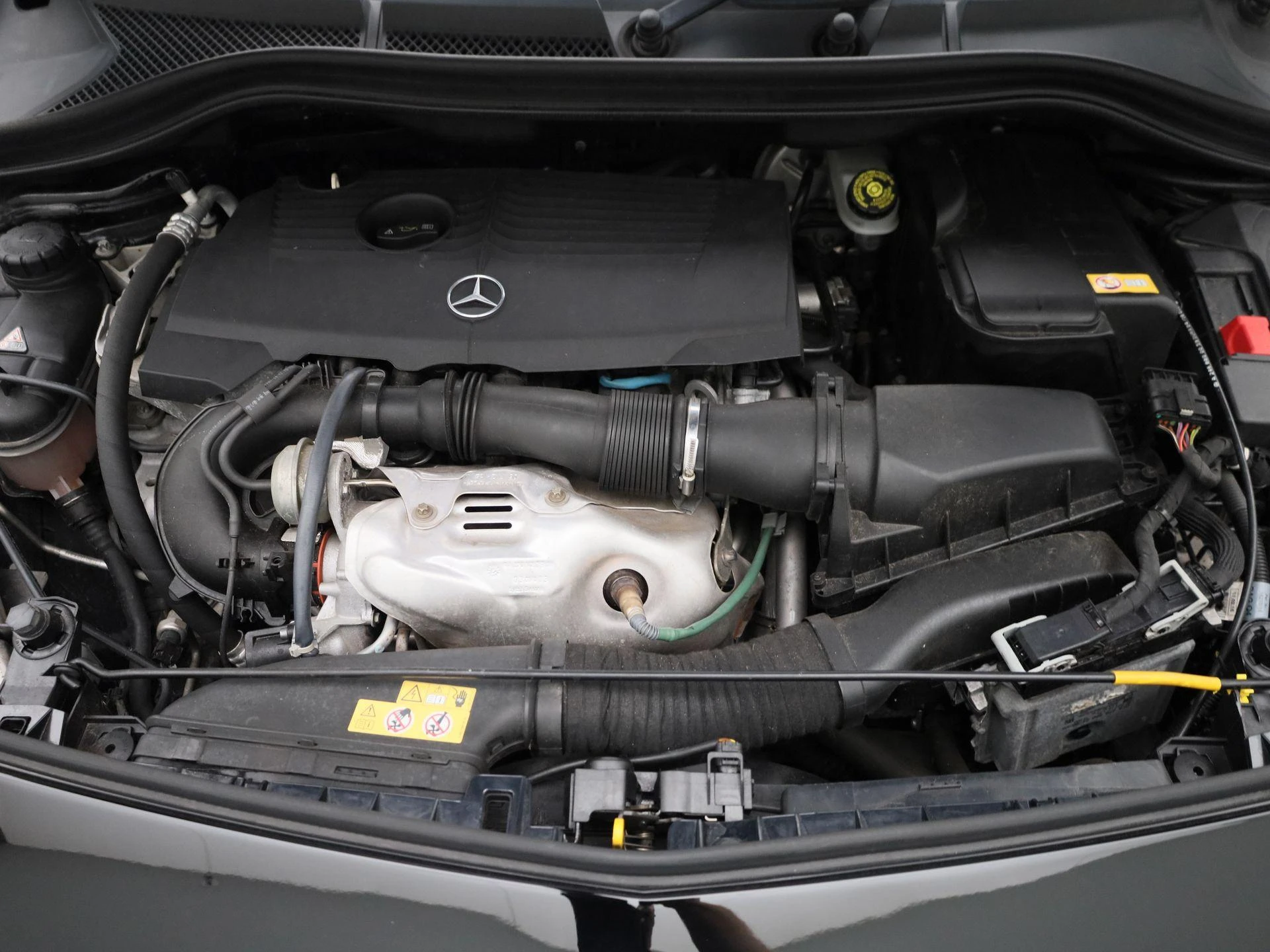 Mercedes-Benz-B-Klasse-image-35