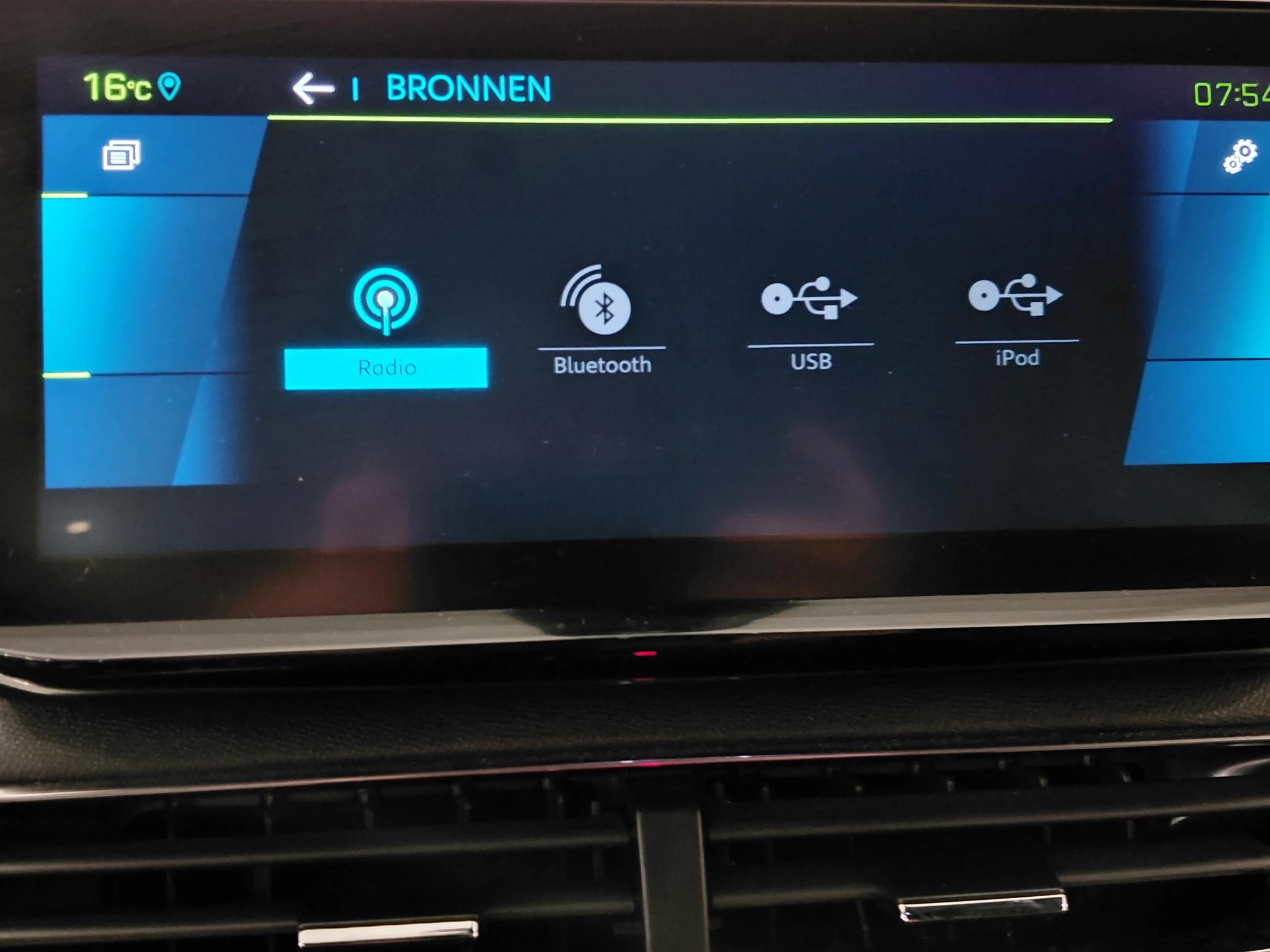 Peugeot-3008-image-23