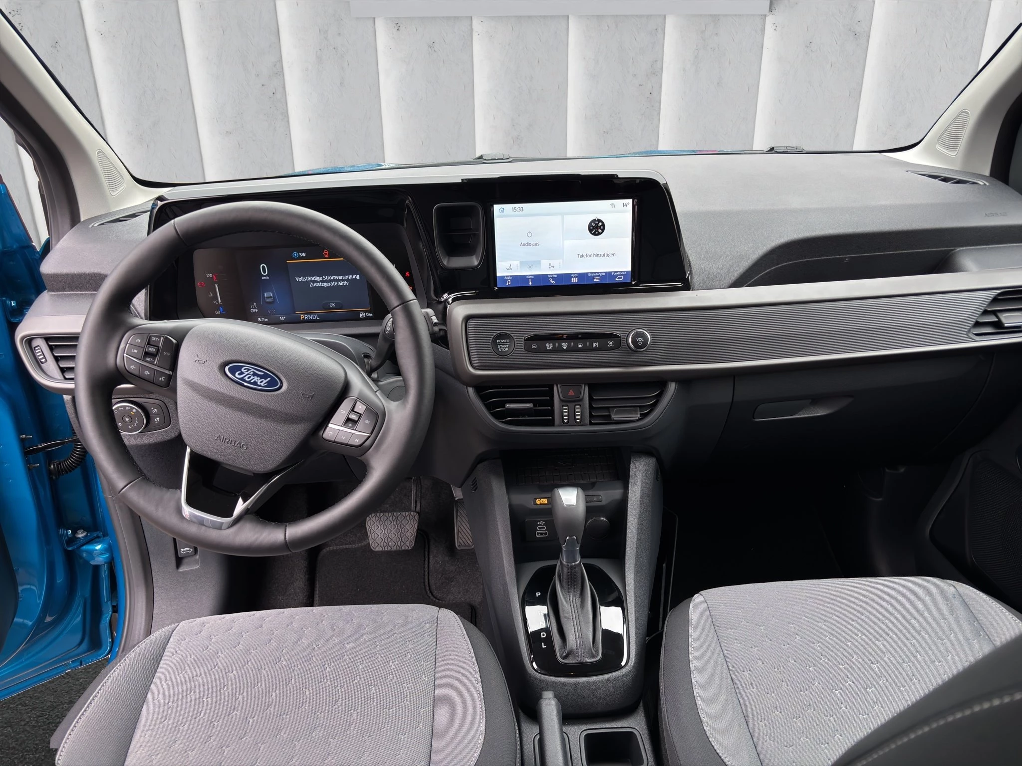 Ford-Tourneo Courier-image-11