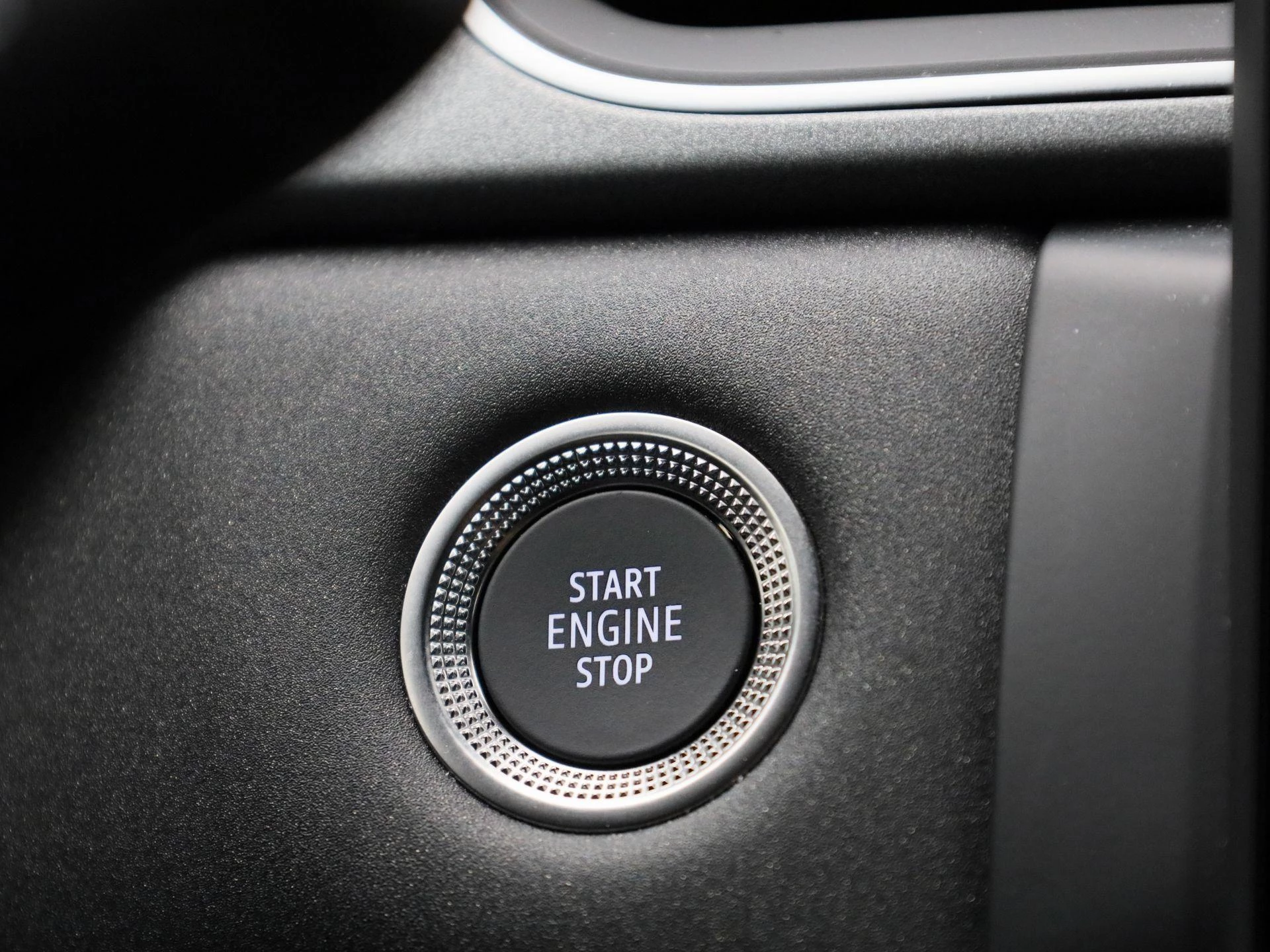 Renault-Captur-image-21