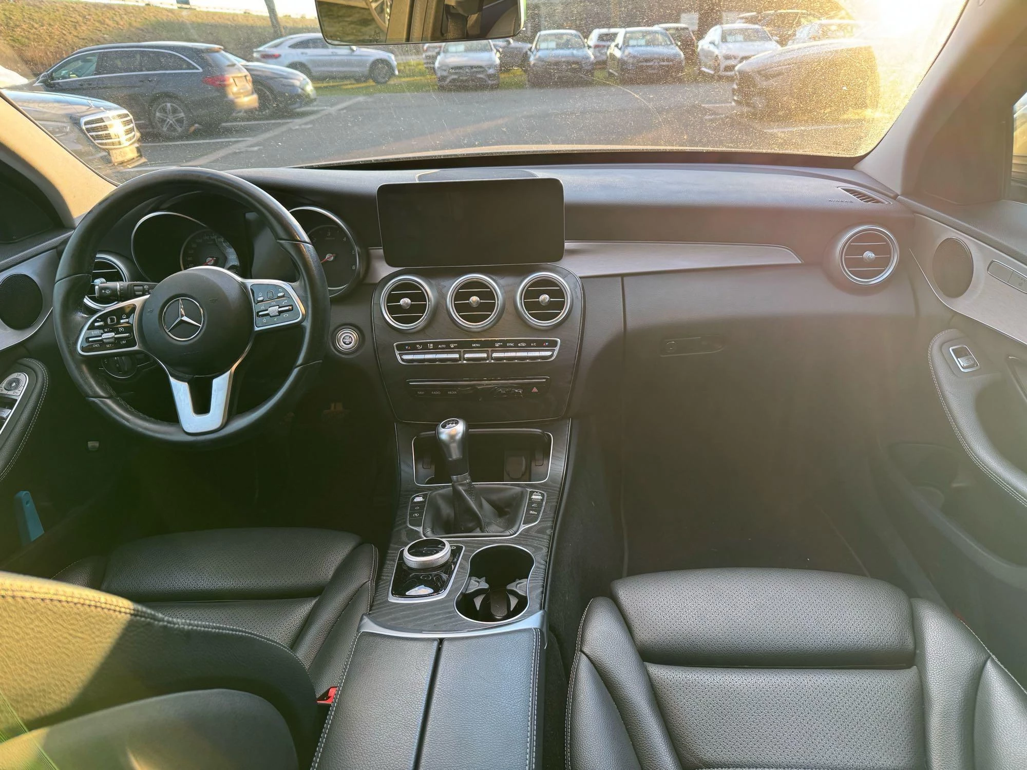 Mercedes-Benz C-Klasse 180 d Break + FULL MB SERVICE + TREKHAAK + LEDER + LED +