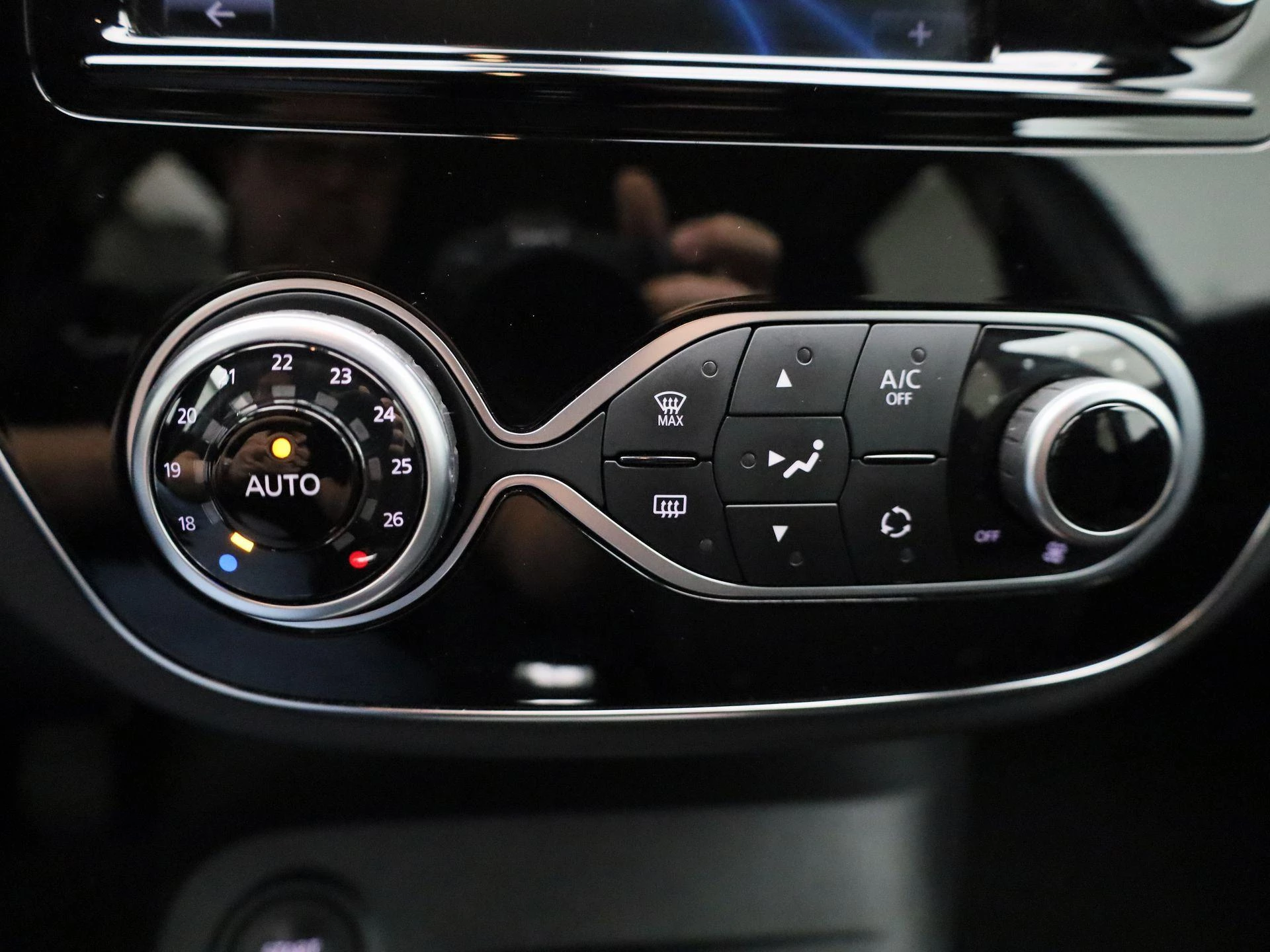 Renault-Captur-image-18