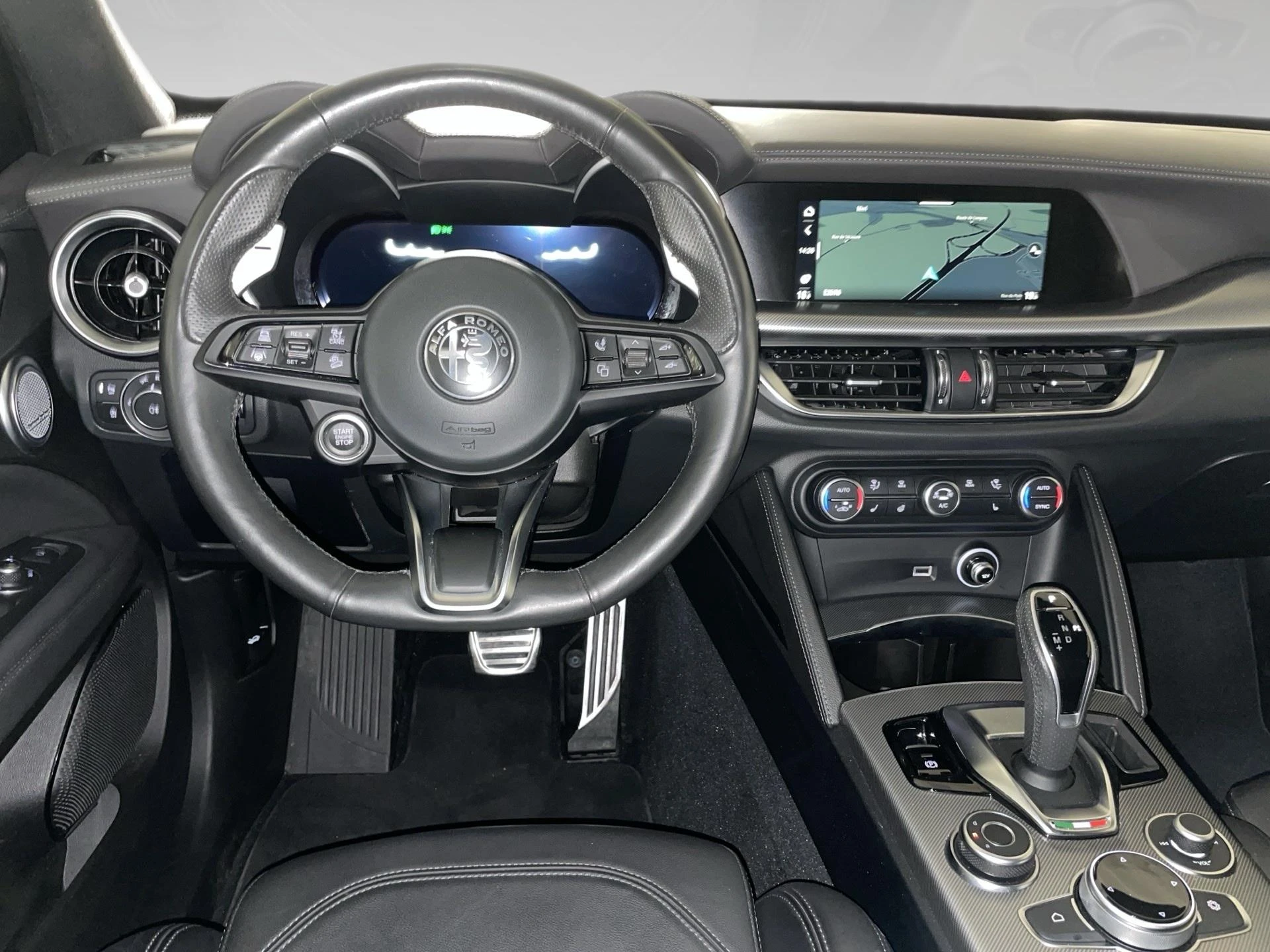 Alfa Romeo-Stelvio-image-5