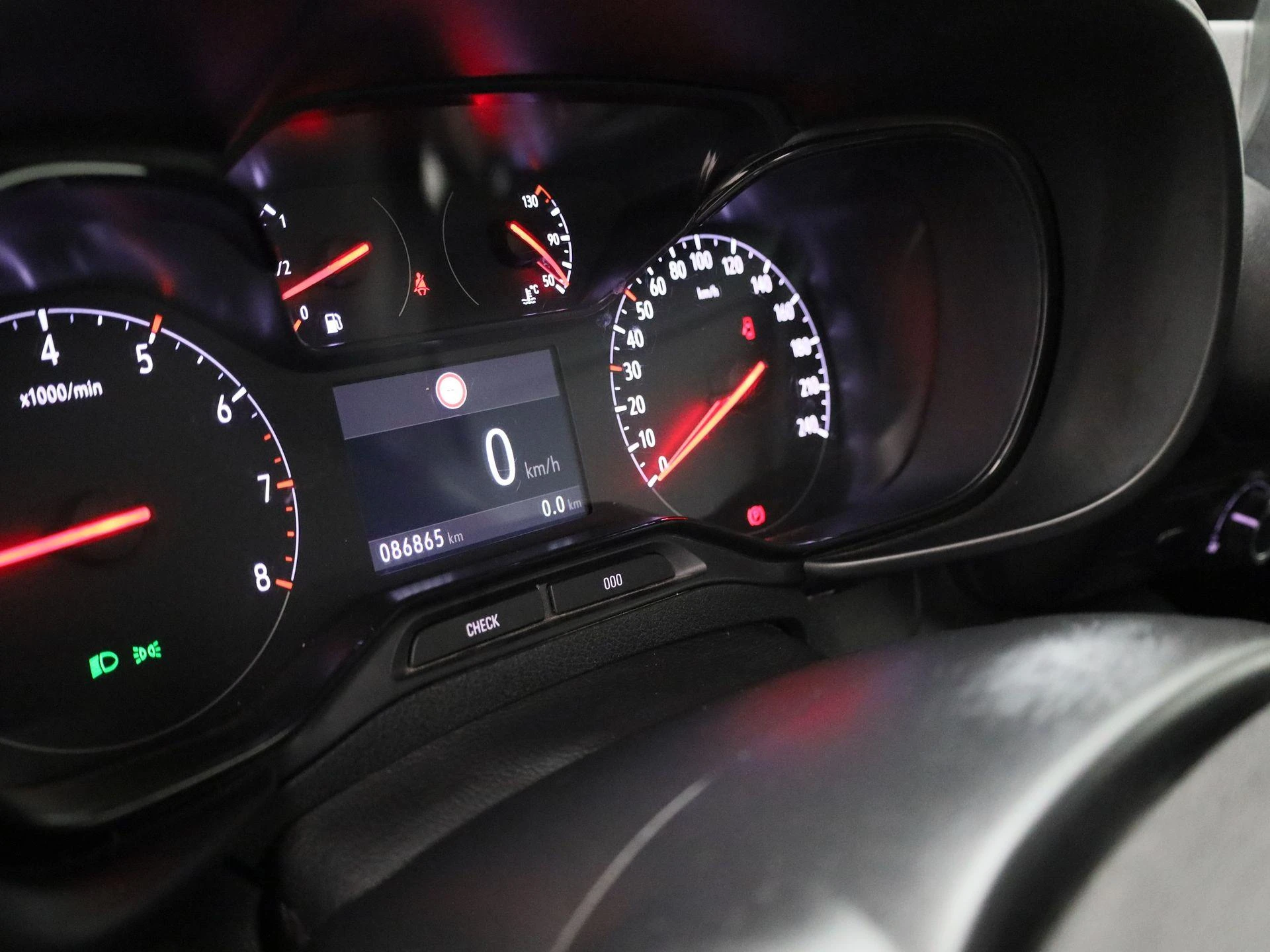 Opel-Combo Life-image-7