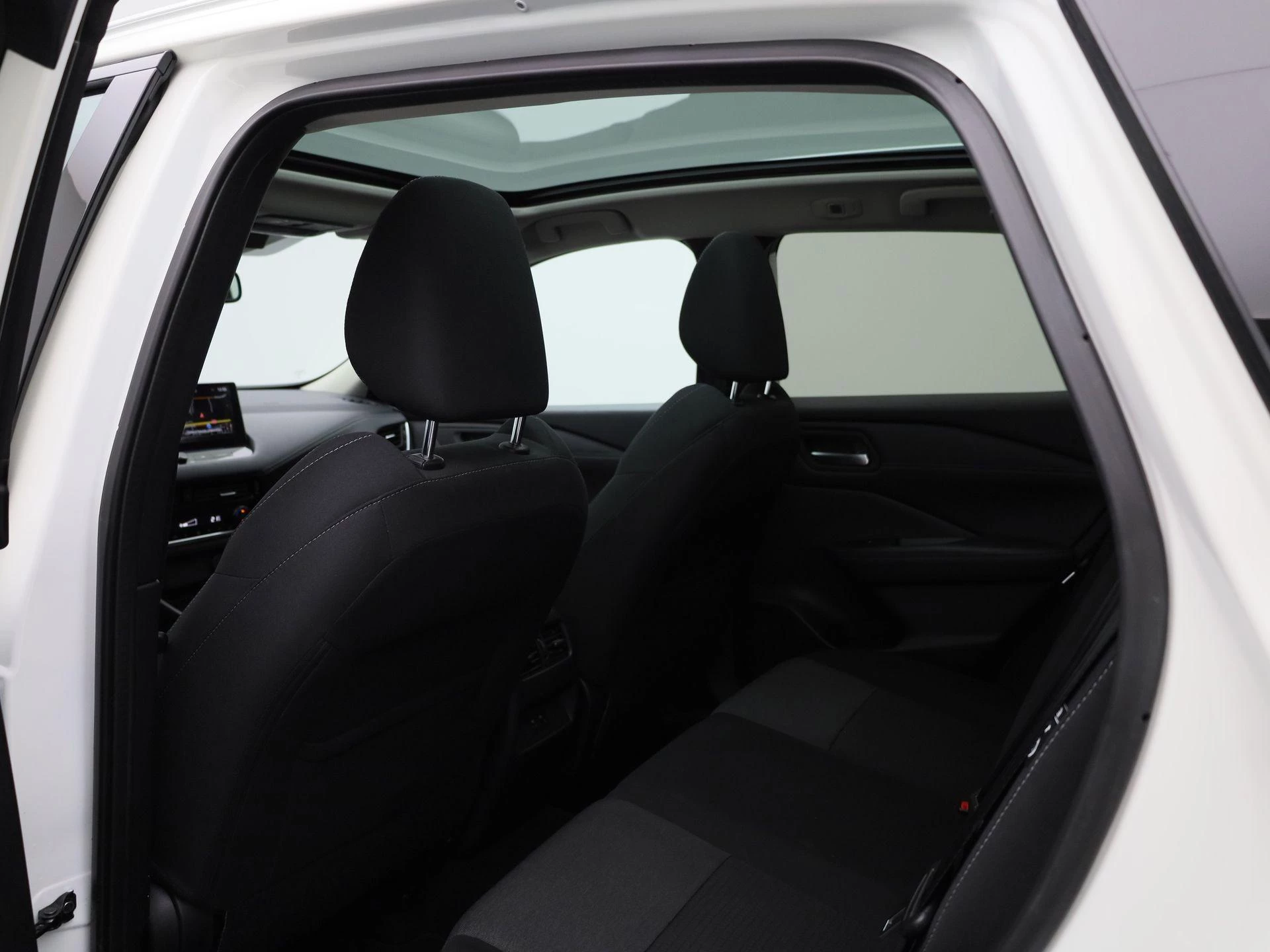 Nissan-QASHQAI-image-10