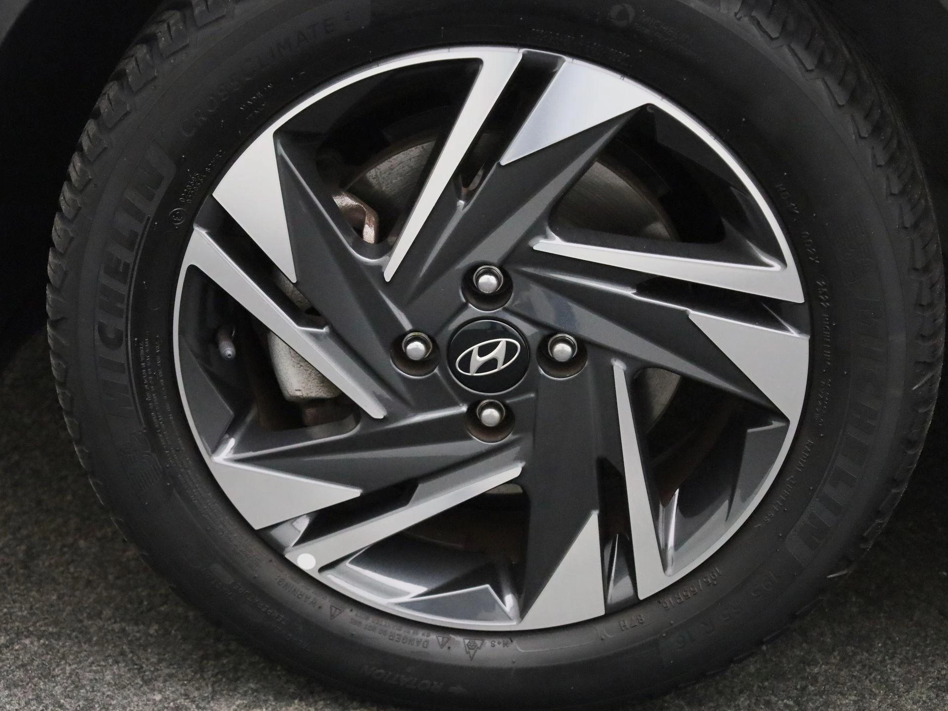 Hyundai-Bayon-image-11