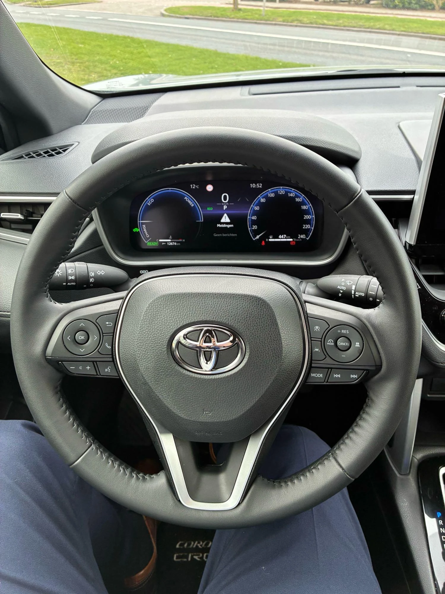 Toyota Corolla Cross Hybrid 140 Style