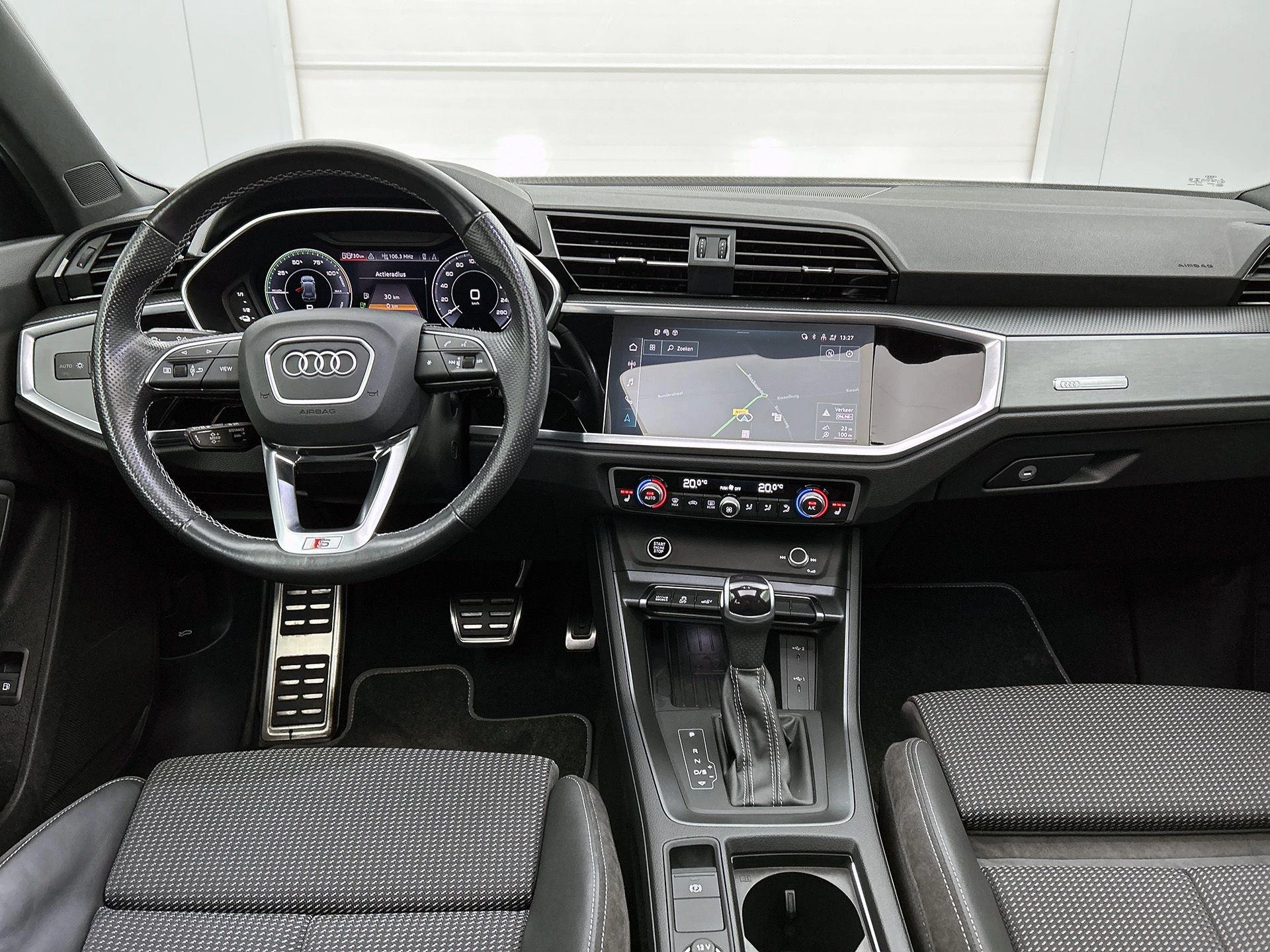 Audi Q3 45 TFSI e S edition