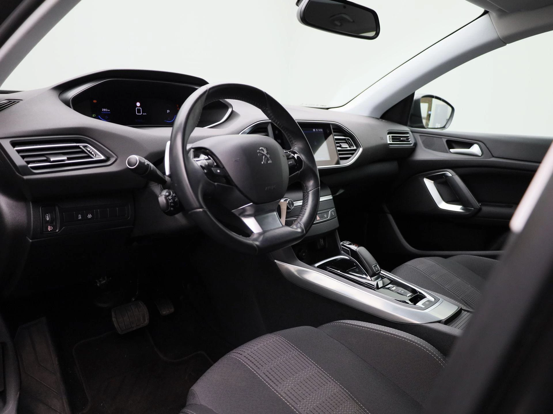 Peugeot 308 1.2 PureTech 130 S&S EAT8 Allure