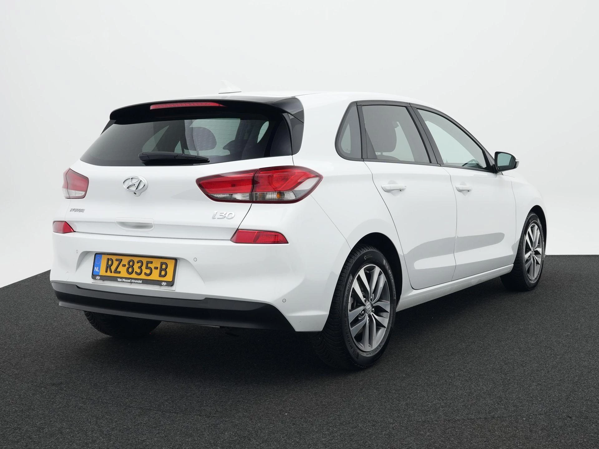 Hyundai-i30-image-11