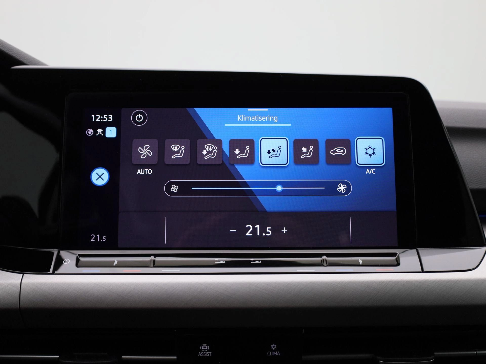 Volkswagen Golf VIII 1.5 eTSI Life DSG | Adaptive Cruise | Camera | PDC