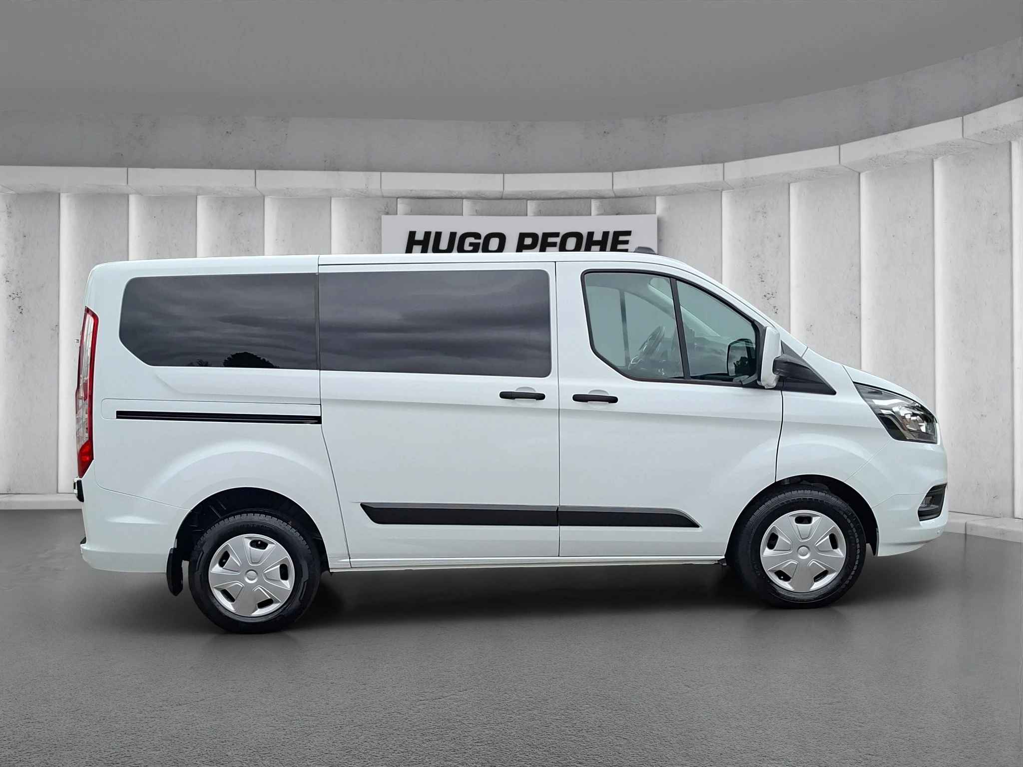 Ford-Transit Custom-image-5