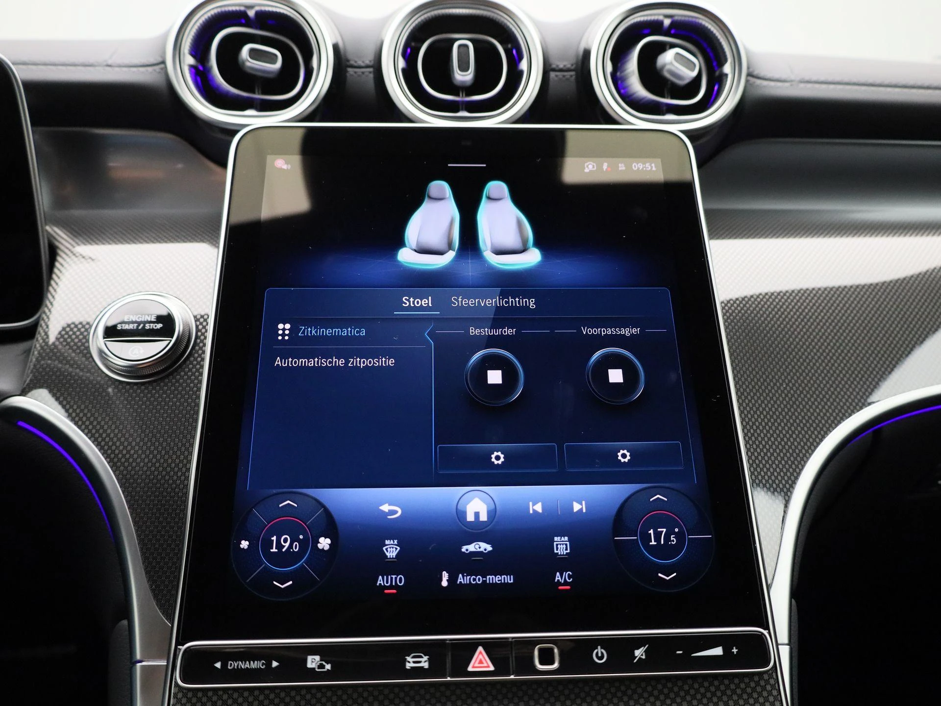 Mercedes-Benz-GLC-image-25