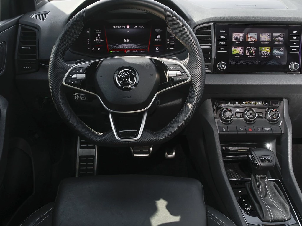 Škoda Karoq 1.5 TSI DSG Sportline Navi, Pano