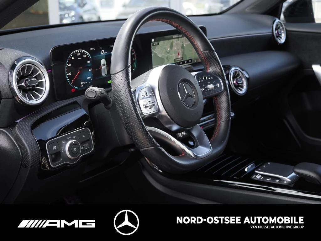 Mercedes-Benz A-Klasse 250 e AMG NAVI KAMERA NIGHT TEMPOMAT LED AMG Line