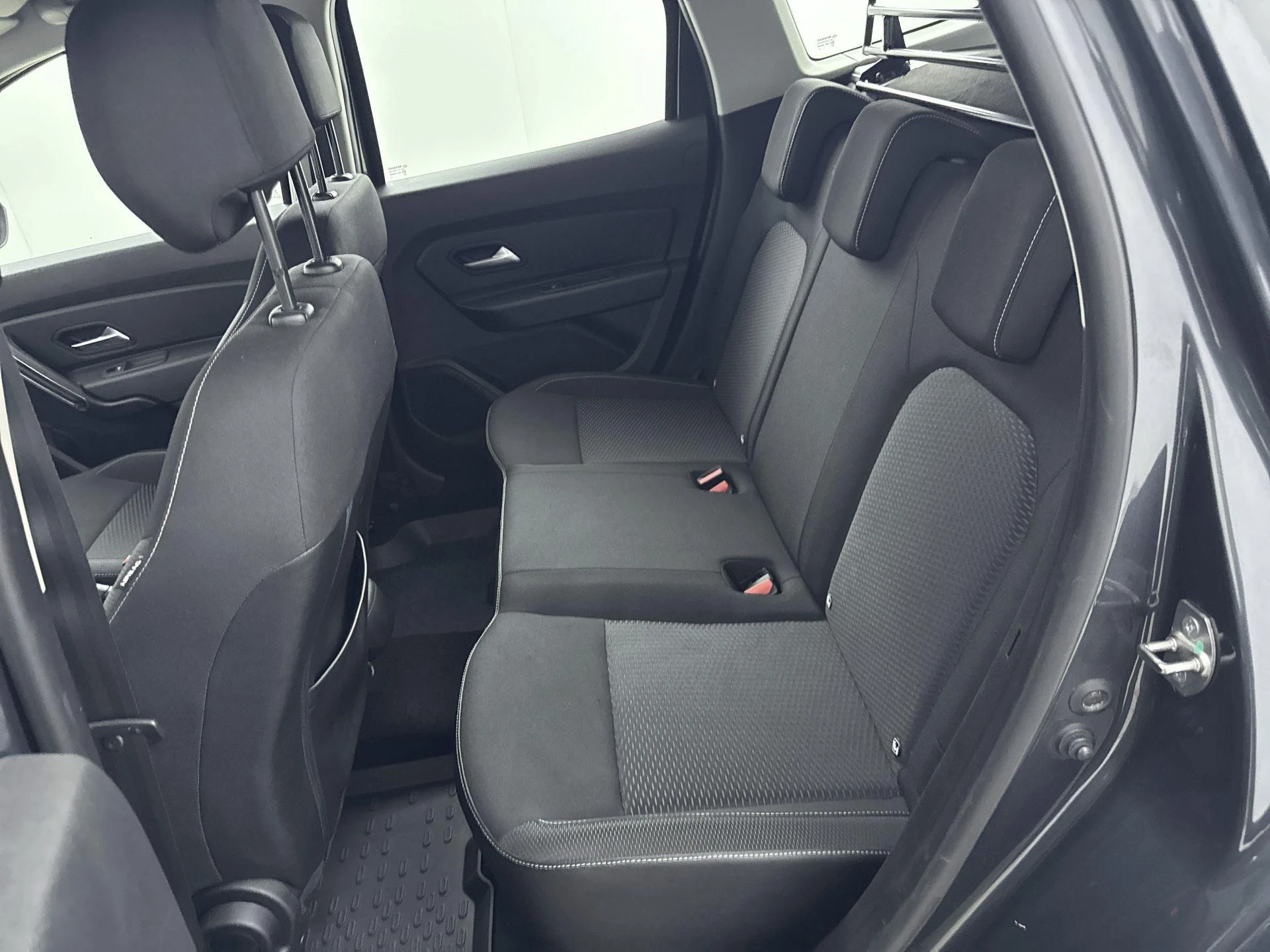 Dacia-Duster-image-21