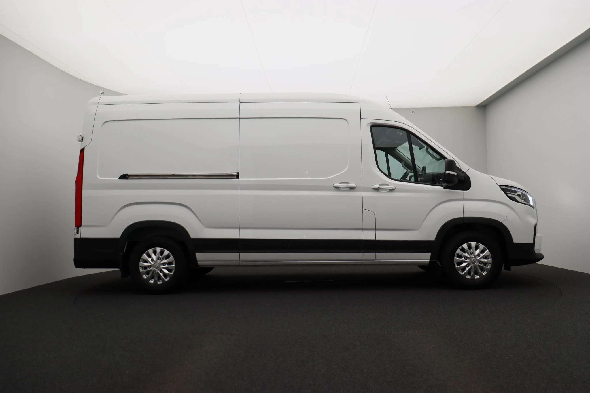 Maxus-eDeliver9-image-5