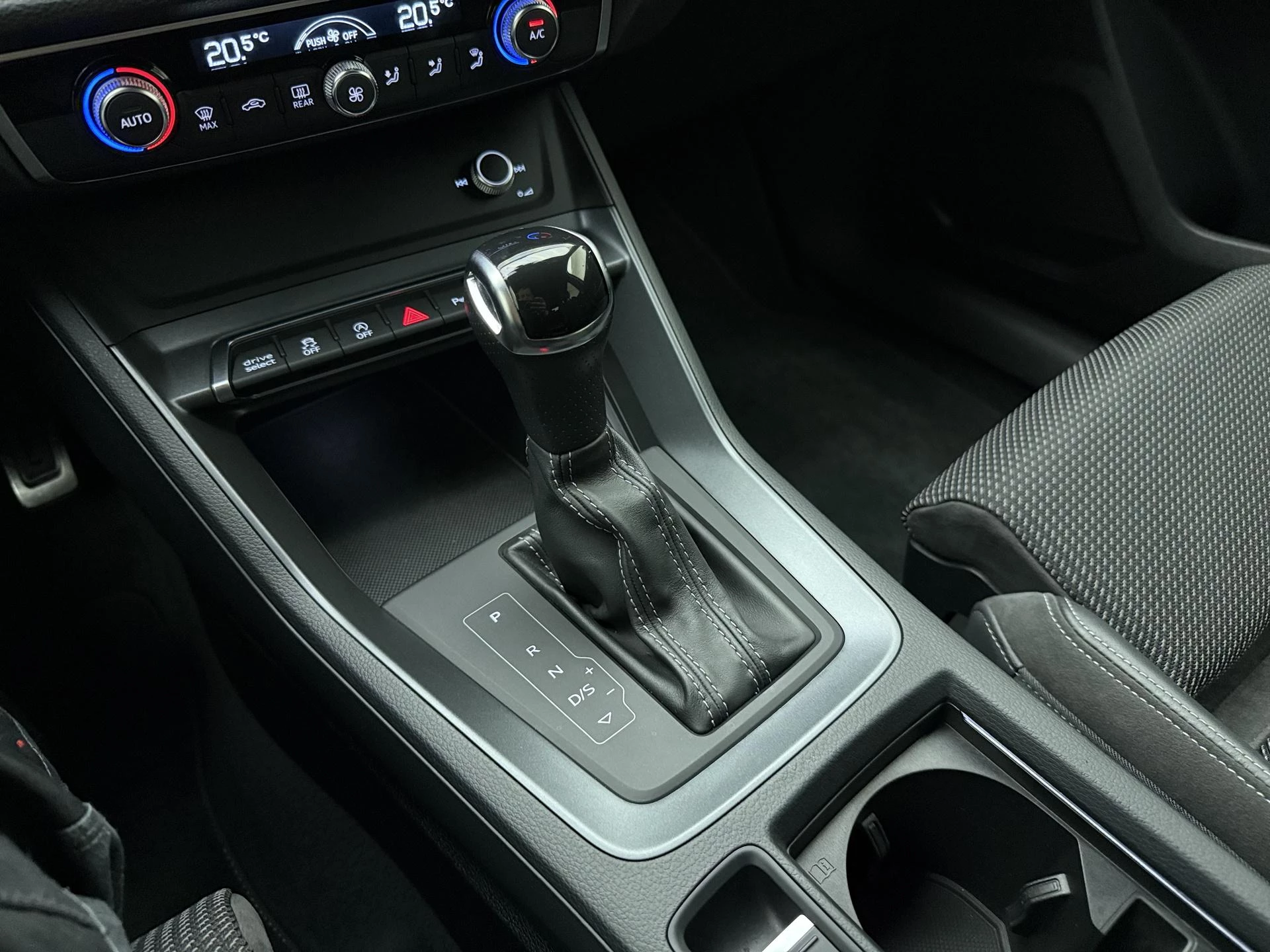 Audi-Q3-image-25