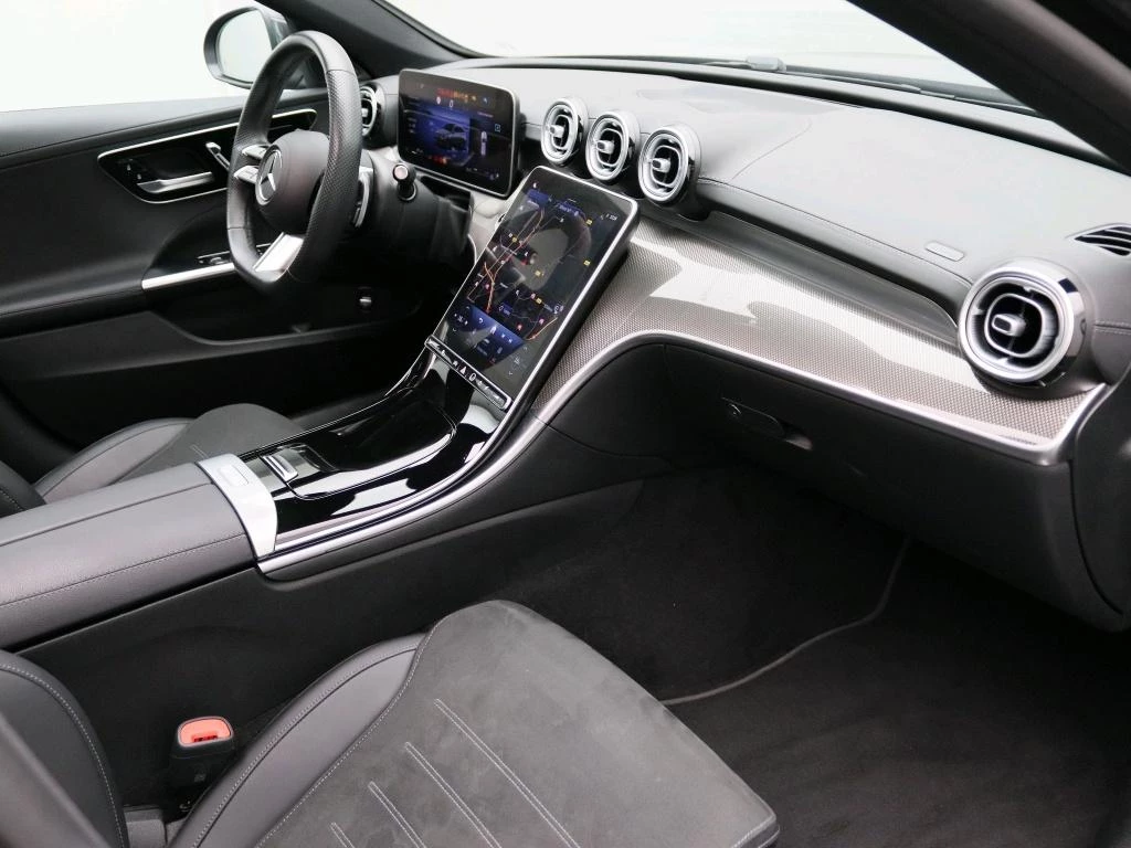 Mercedes-Benz Classe C 180 AMG Line Break + PANORAMISCH DAK + DIGITAL LIGHT + KEY LESS +