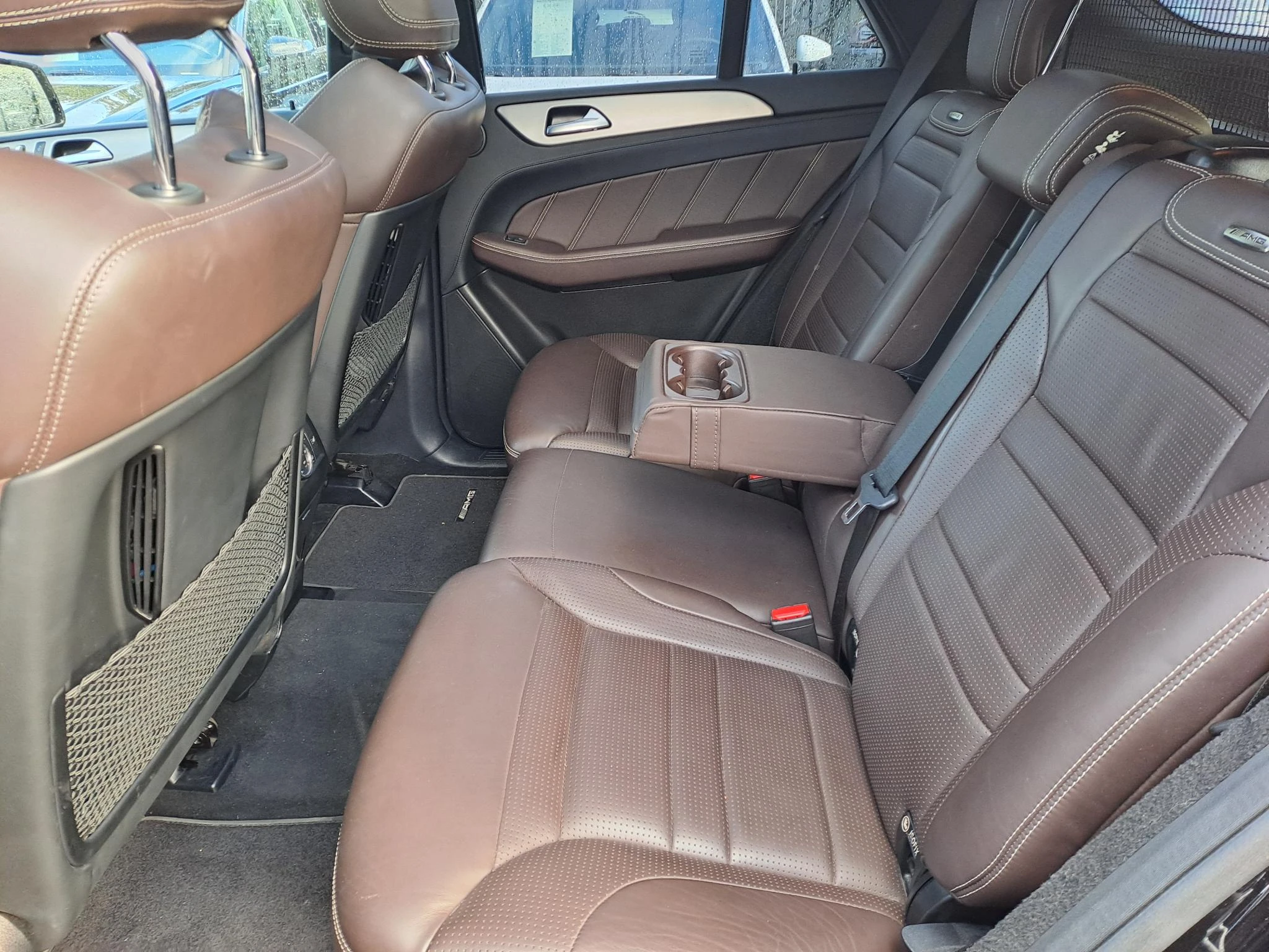 Mercedes-Benz-GLE-image-8