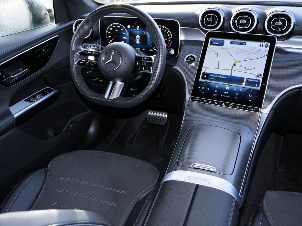 Mercedes-Benz-GLC 300 e-image-8
