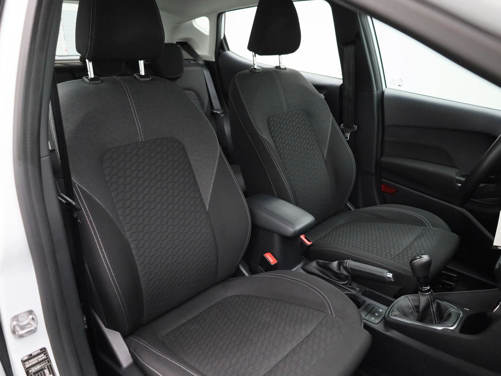 Ford-Fiesta-image-30