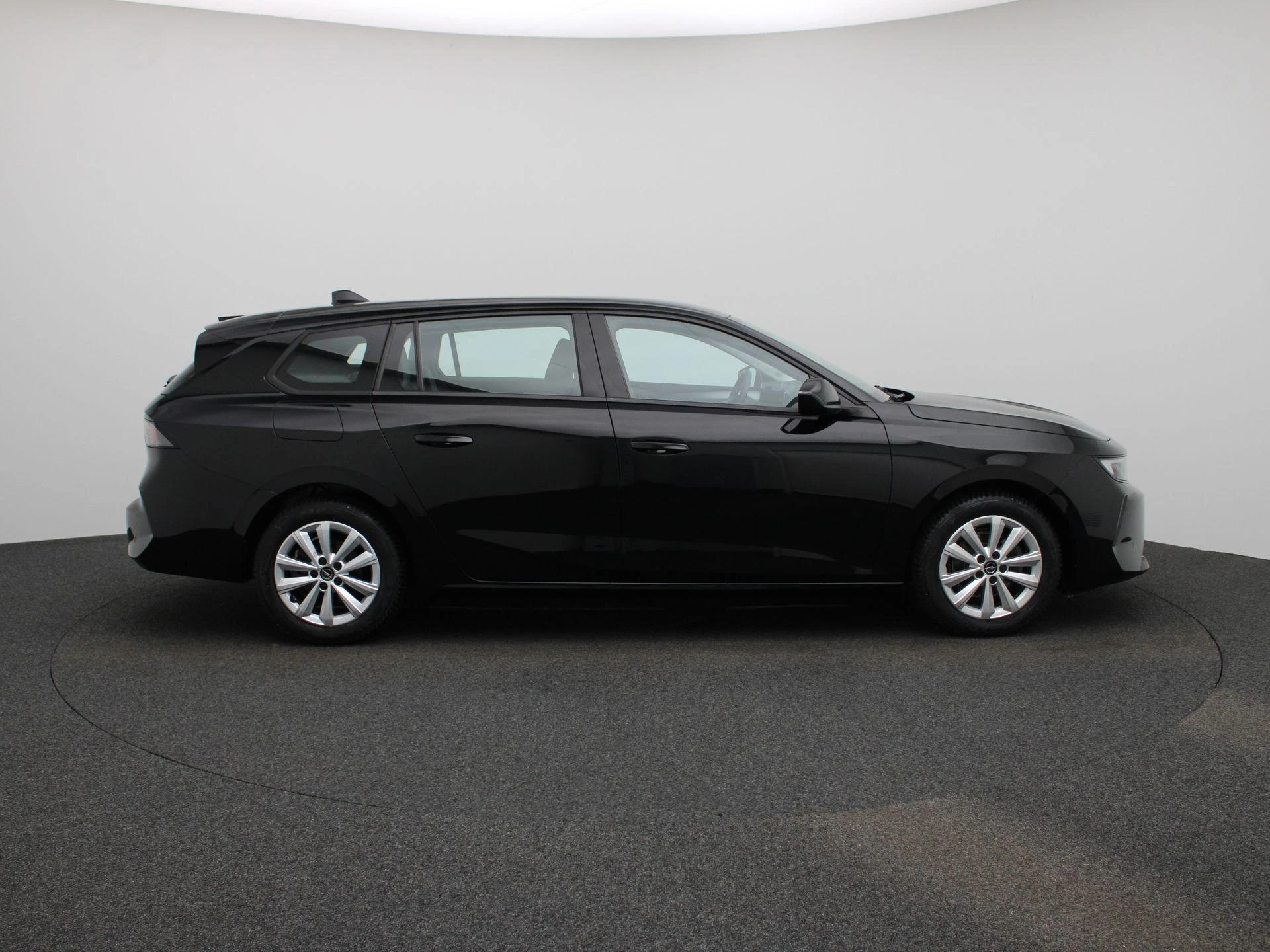 Opel-Astra-image-5